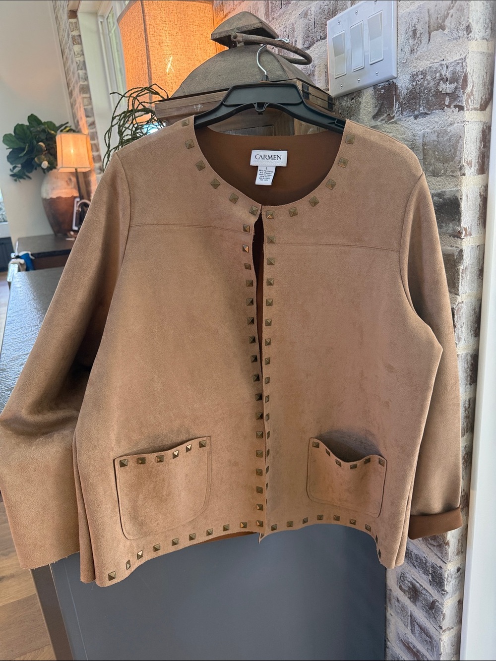 NWOT Women’s felt suede Carmen Marc Valvo cardigan SZ L